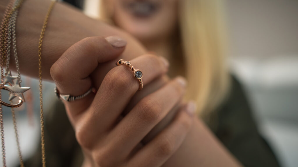 UniSource Global | Jewelry & Accessories